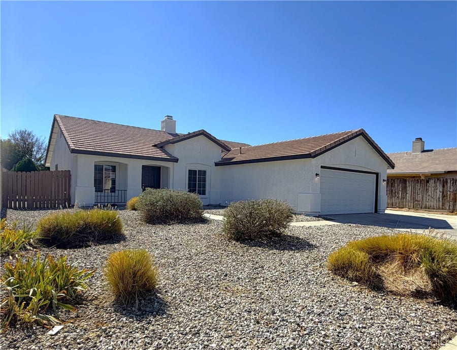Property photo for 6152 W Avenue J5, Lancaster, CA