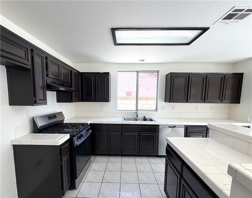 6152 W Avenue J5, Lancaster, CA 93536 6152 W Avenue J5, Lancaster, CA 93536