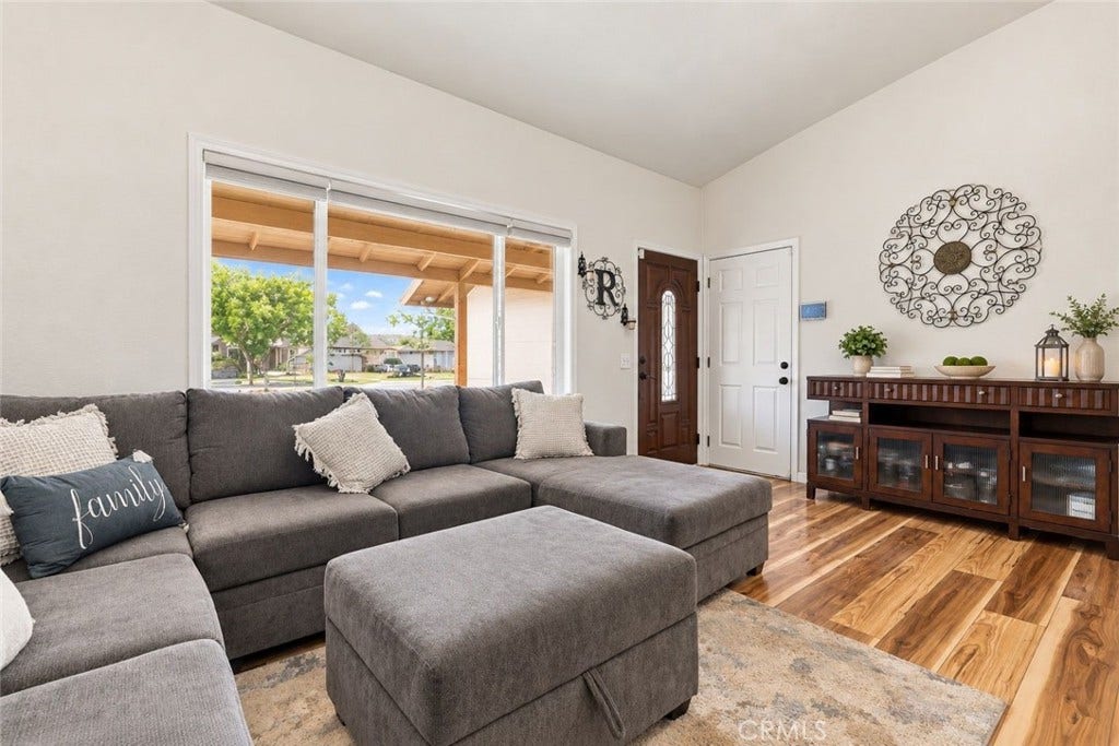 10288 Palo Alto, Rancho Cucamonga, CA 91730