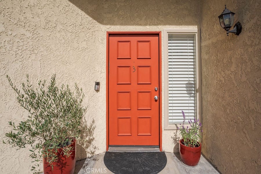 Property photo for 1881 Alpha Road, #3, Glendale, CA