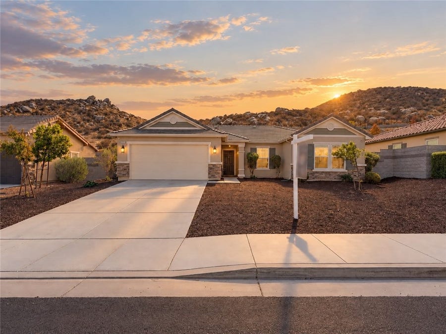 Property photo for 27837 Calle Talavera, Menifee, CA