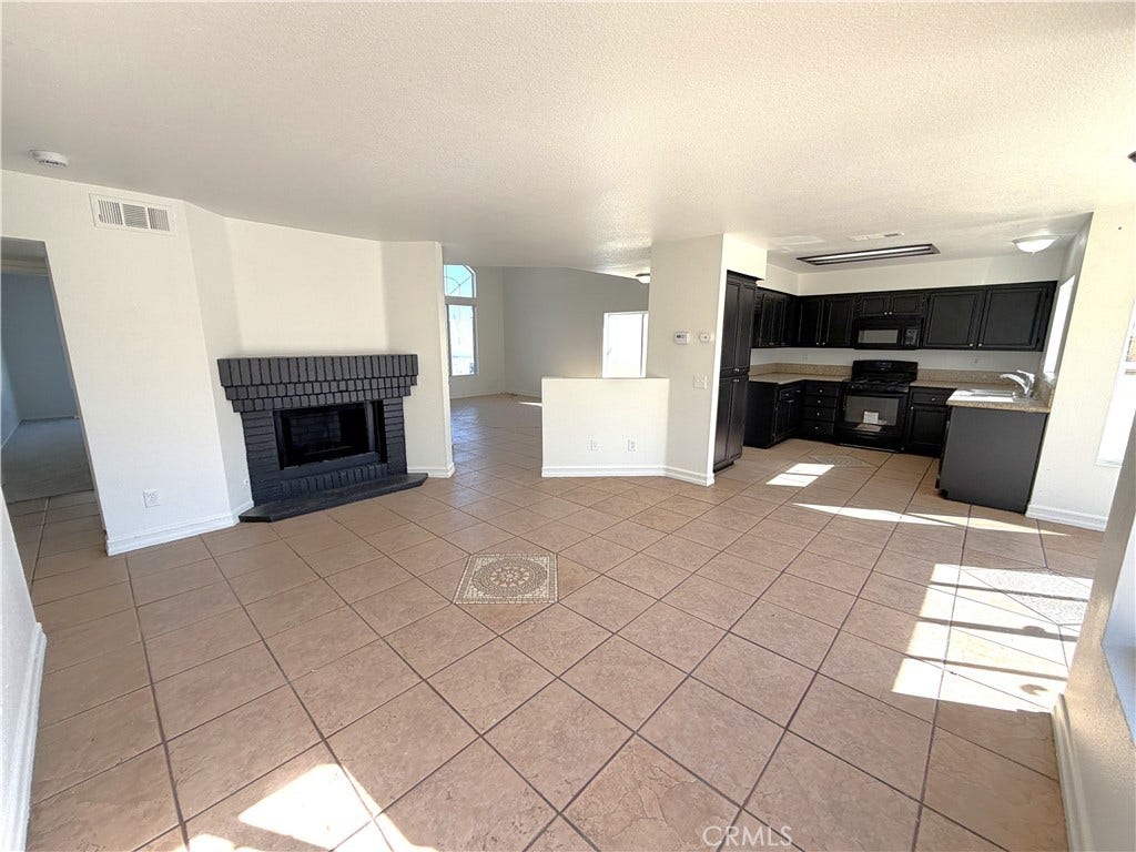 11125 Tolliver Way, Adelanto, CA 92301 11125 Tolliver Way, Adelanto, CA 92301