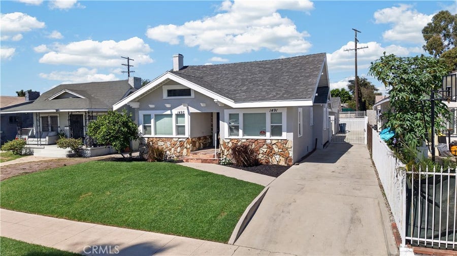 Property photo for 1493 W 47th, Los Angeles, CA