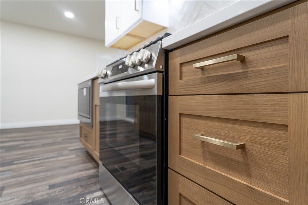 7855 Grace, Fontana, CA 92336 Kitchen