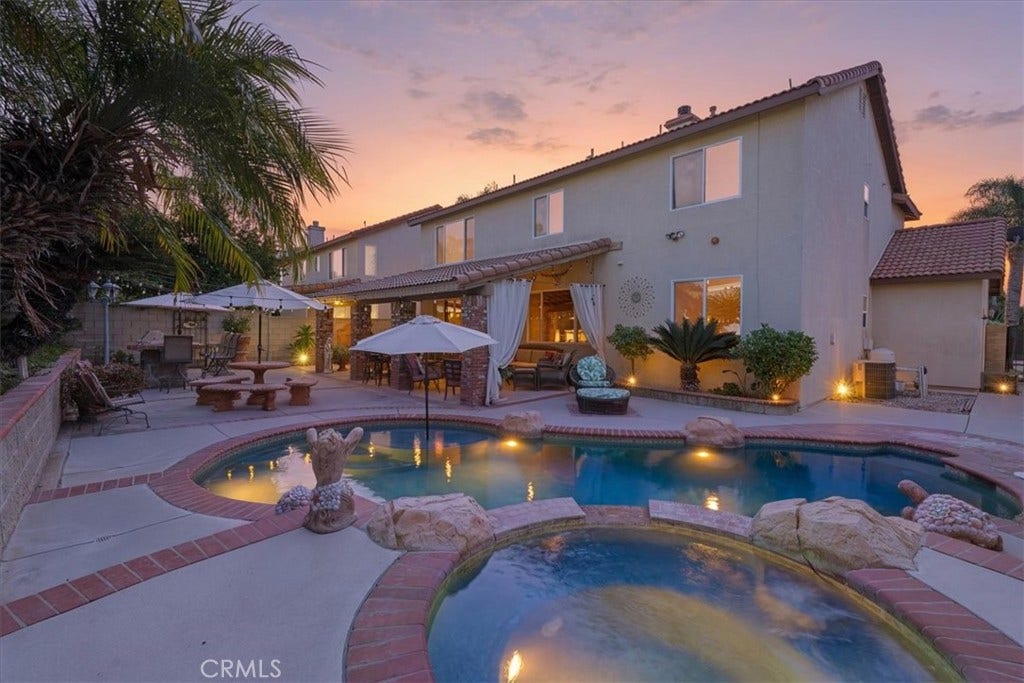 15590 Eastwind, Fontana, CA 92336 Backyard