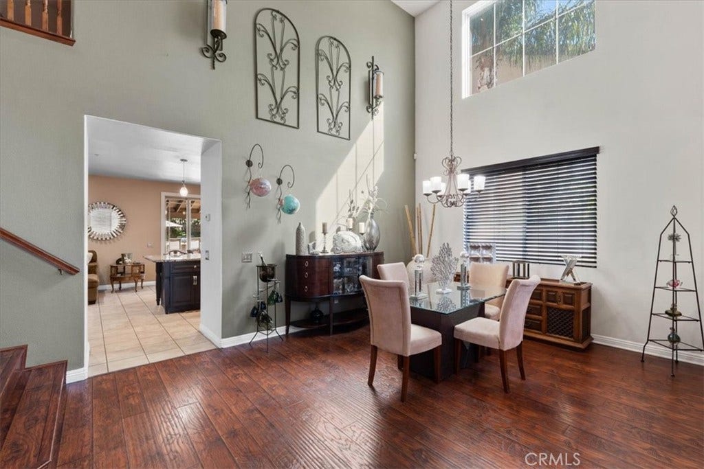 15590 Eastwind, Fontana, CA 92336 Dining Room