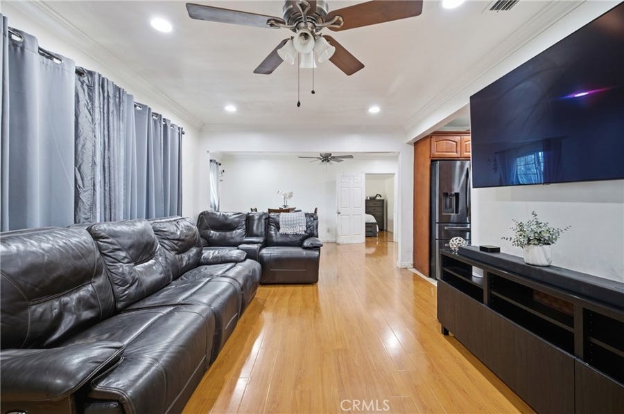 Property photo for 156 E 49th, Long Beach, CA
