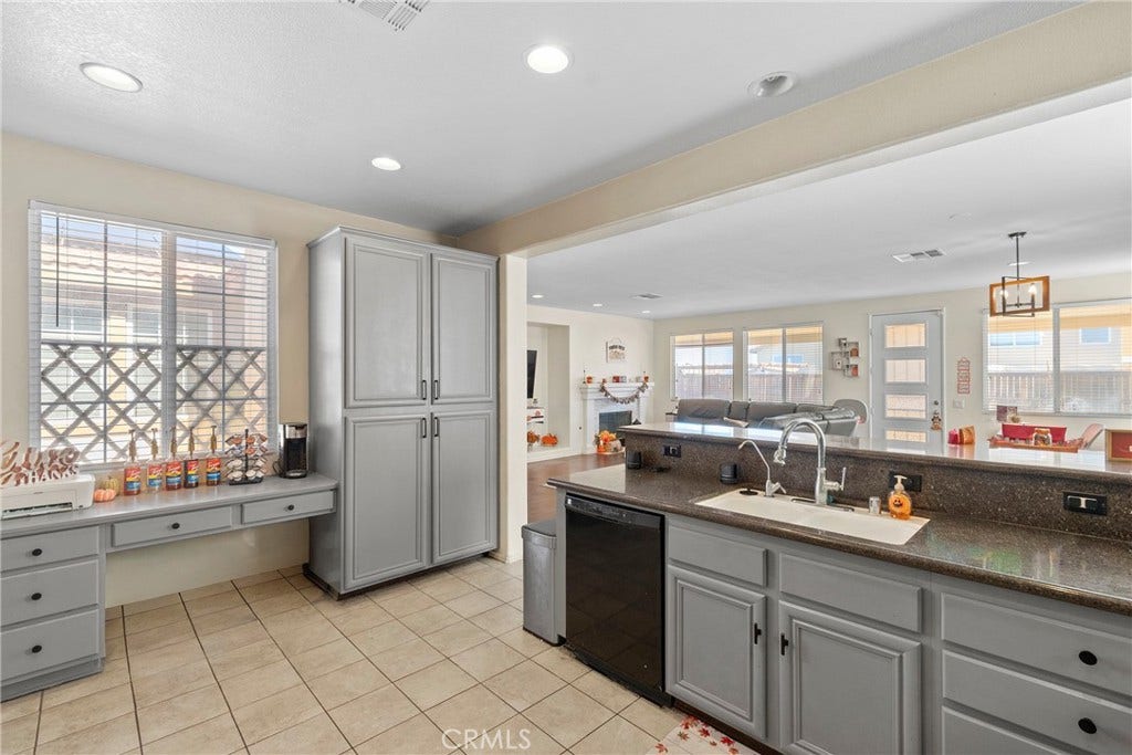 11993 Autumn Wind, Victorville, CA 92392 11993 Autumn Wind, Victorville, CA 92392