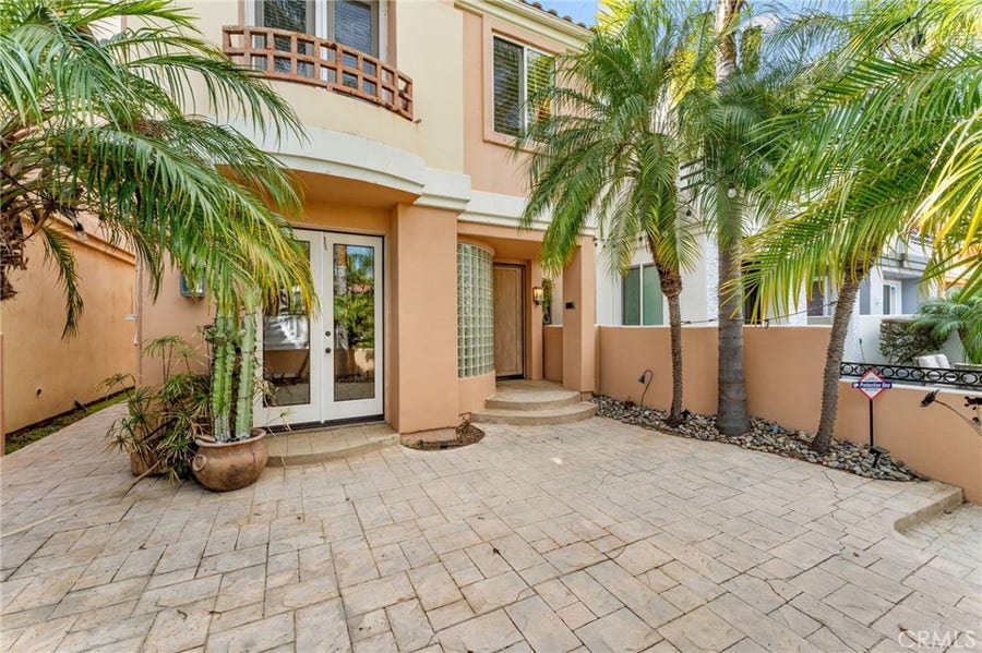 Property photo for 609 21st, Huntington Beach, CA