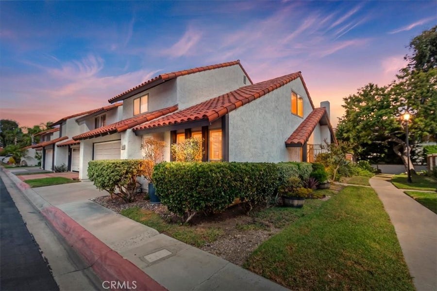 Property photo for 1402 Alpine Lane, Huntington Beach, CA