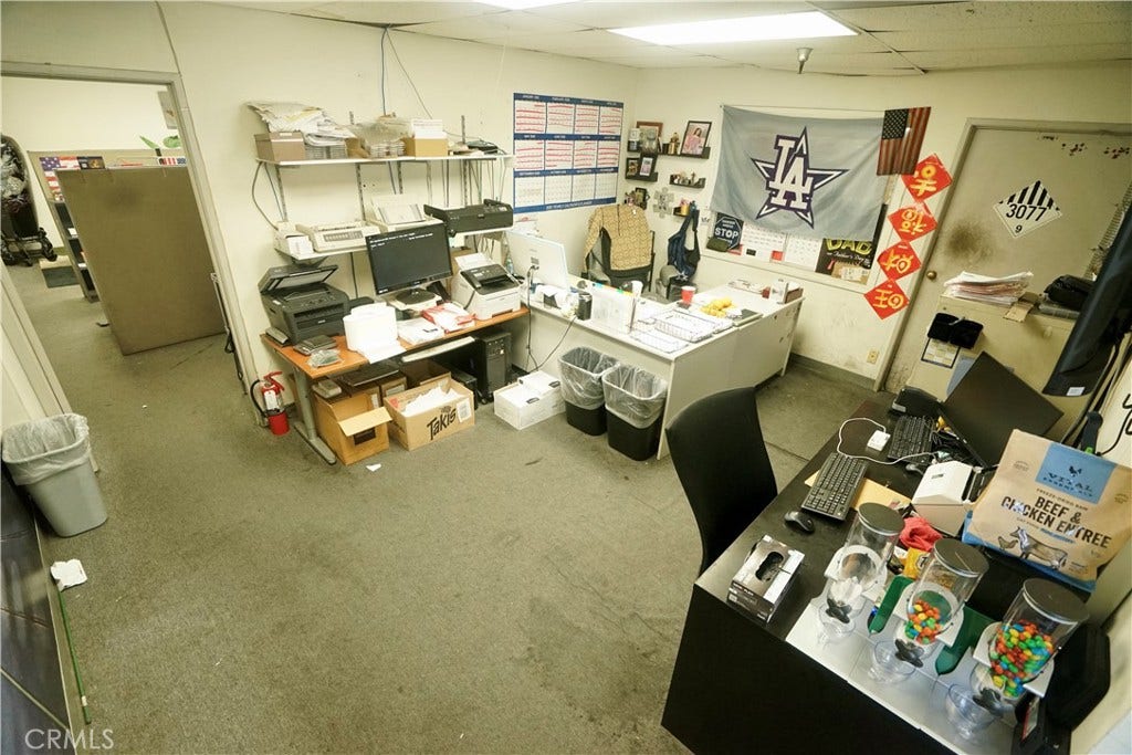 812 N Grand Avenue, Covina, CA 91724 812 N Grand Avenue, Covina, CA 91724