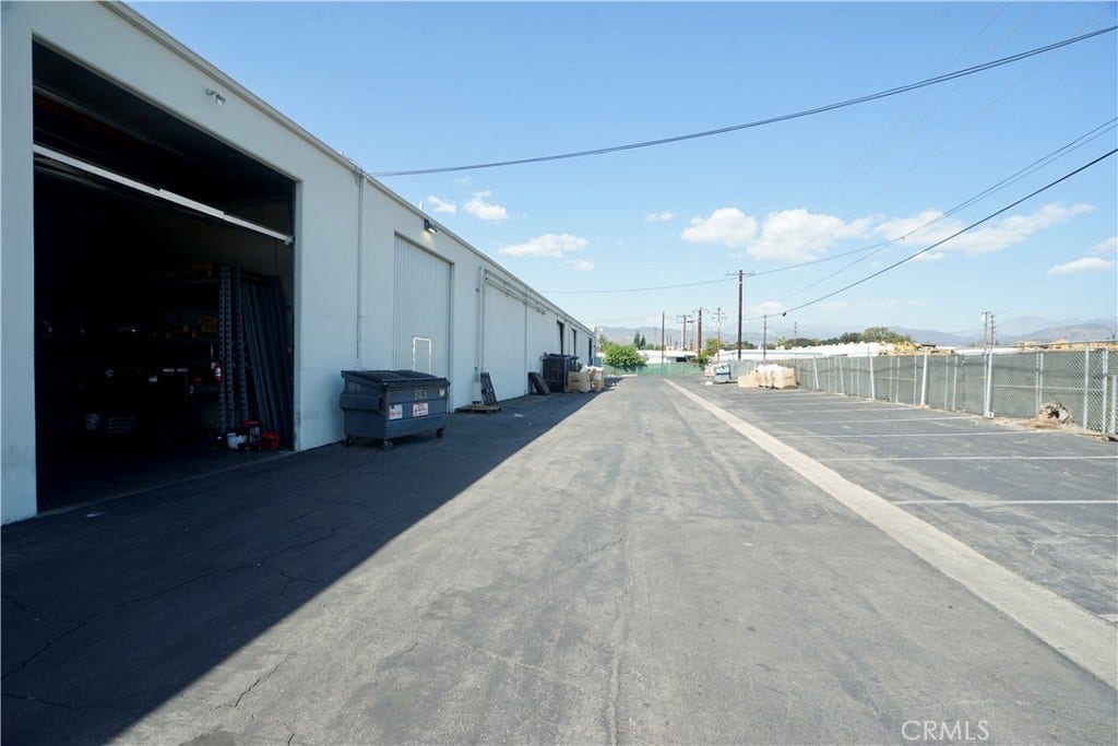 812 N Grand Avenue, Covina, CA 91724 812 N Grand Avenue, Covina, CA 91724