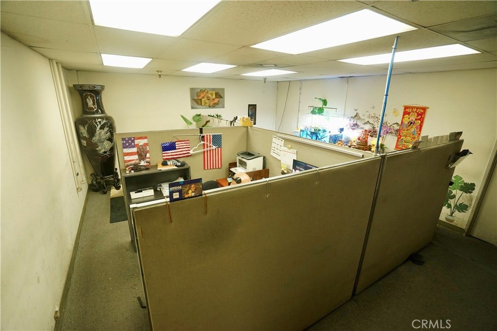 812 N Grand Avenue, Covina, CA 91724 812 N Grand Avenue, Covina, CA 91724