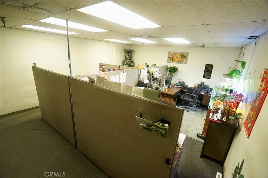 812 N Grand Avenue, Covina, CA 91724 812 N Grand Avenue, Covina, CA 91724