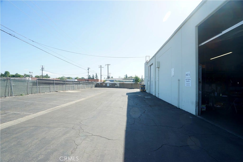 812 N Grand Avenue, Covina, CA 91724 812 N Grand Avenue, Covina, CA 91724