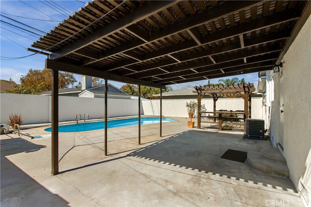 15513 Flatbush Avenue, Norwalk, CA 90650 15513 Flatbush Avenue, Norwalk, CA 90650