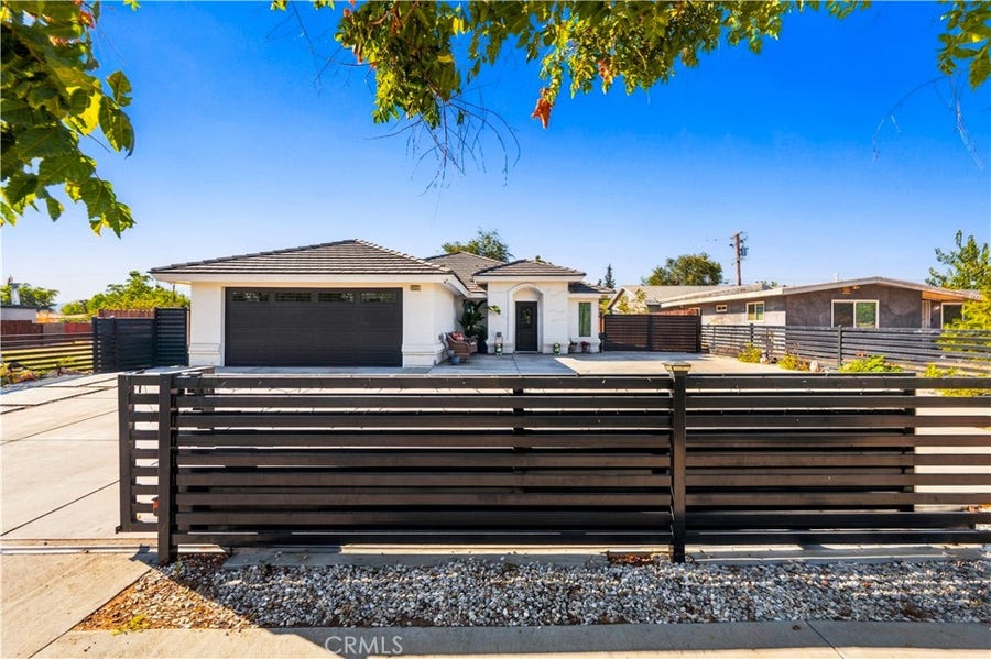 Property photo for 16237 Smoke Tree, Hesperia, CA