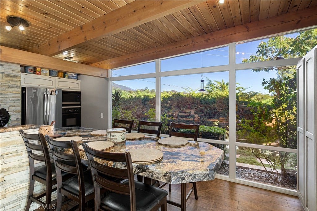 1107 Sandhurst Lane, La Verne, CA 91750