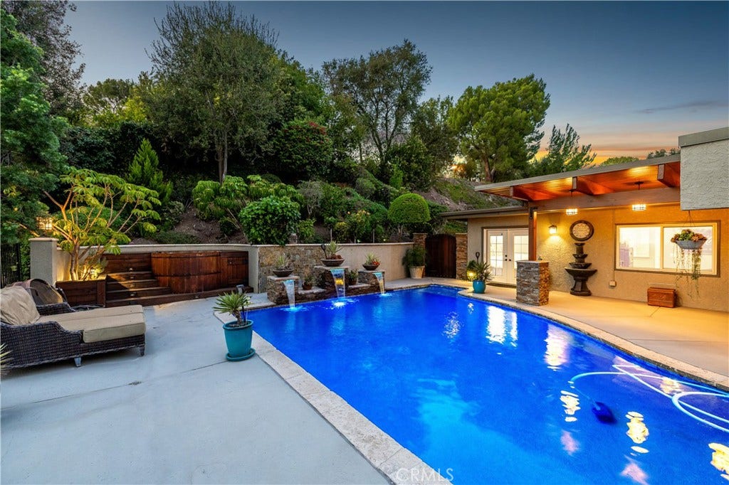 1107 Sandhurst Lane, La Verne, CA 91750