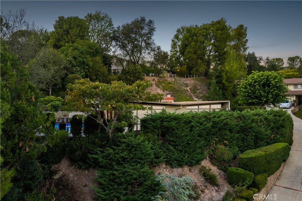 1107 Sandhurst Lane, La Verne, CA 91750