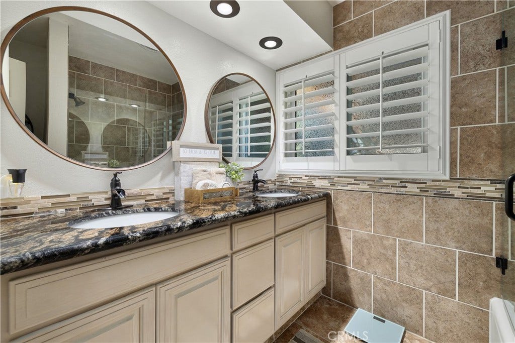 1107 Sandhurst Lane, La Verne, CA 91750