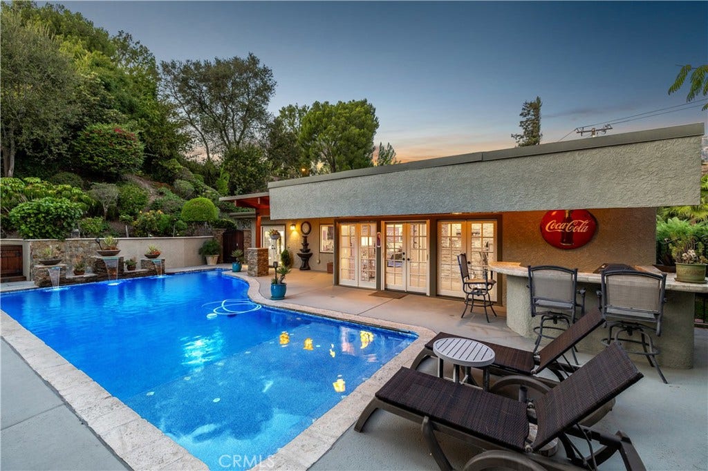 1107 Sandhurst Lane, La Verne, CA 91750