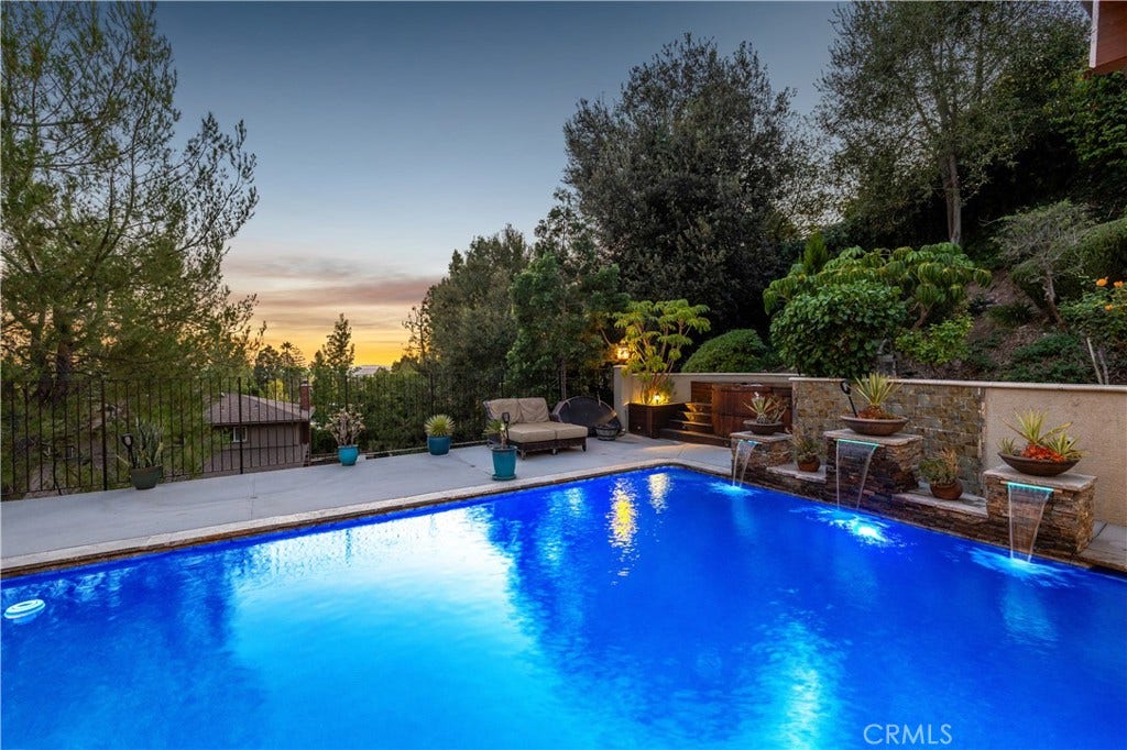 1107 Sandhurst Lane, La Verne, CA 91750