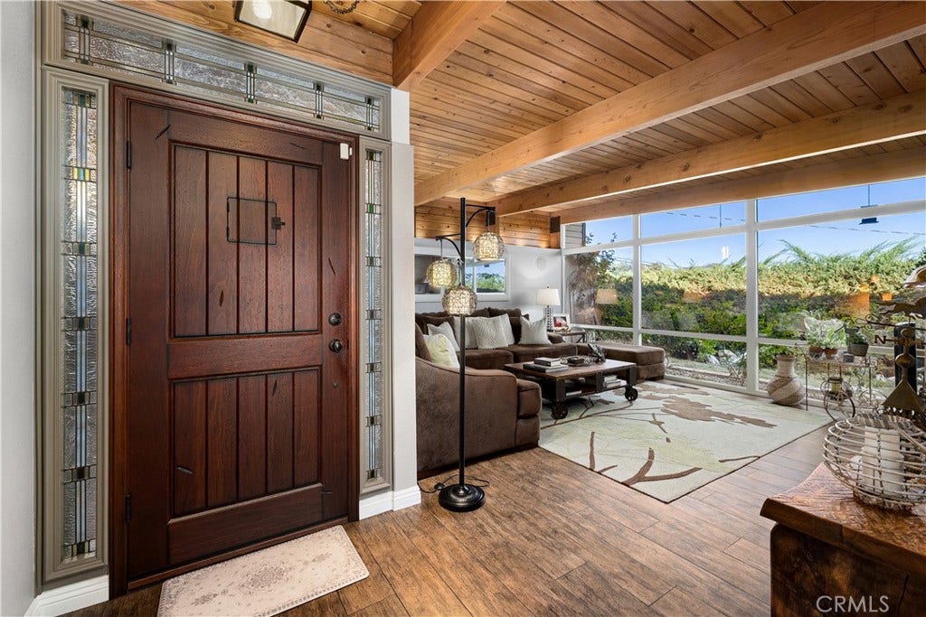 1107 Sandhurst Lane, La Verne, CA 91750