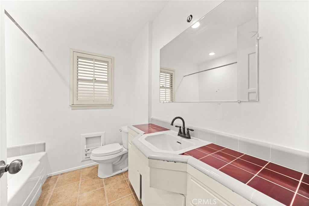 6795 De Anza, Riverside, CA 92506
