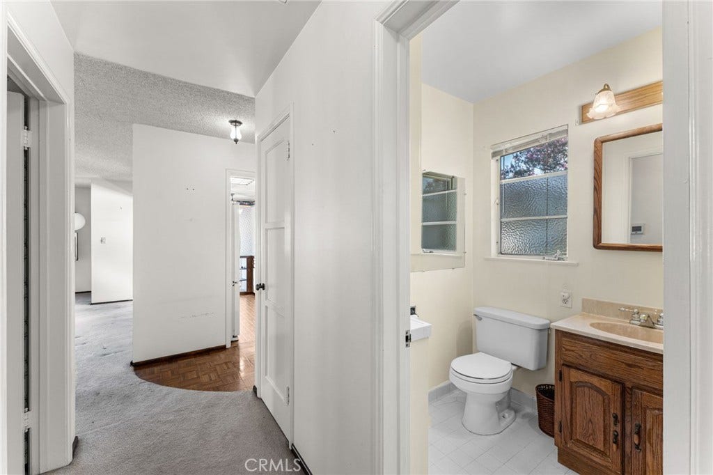 131 S Leaf, West Covina, CA 91791 131 S Leaf, West Covina, CA 91791