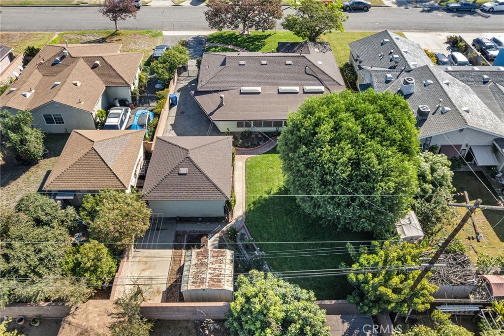 131 S Leaf, West Covina, CA 91791 131 S Leaf, West Covina, CA 91791