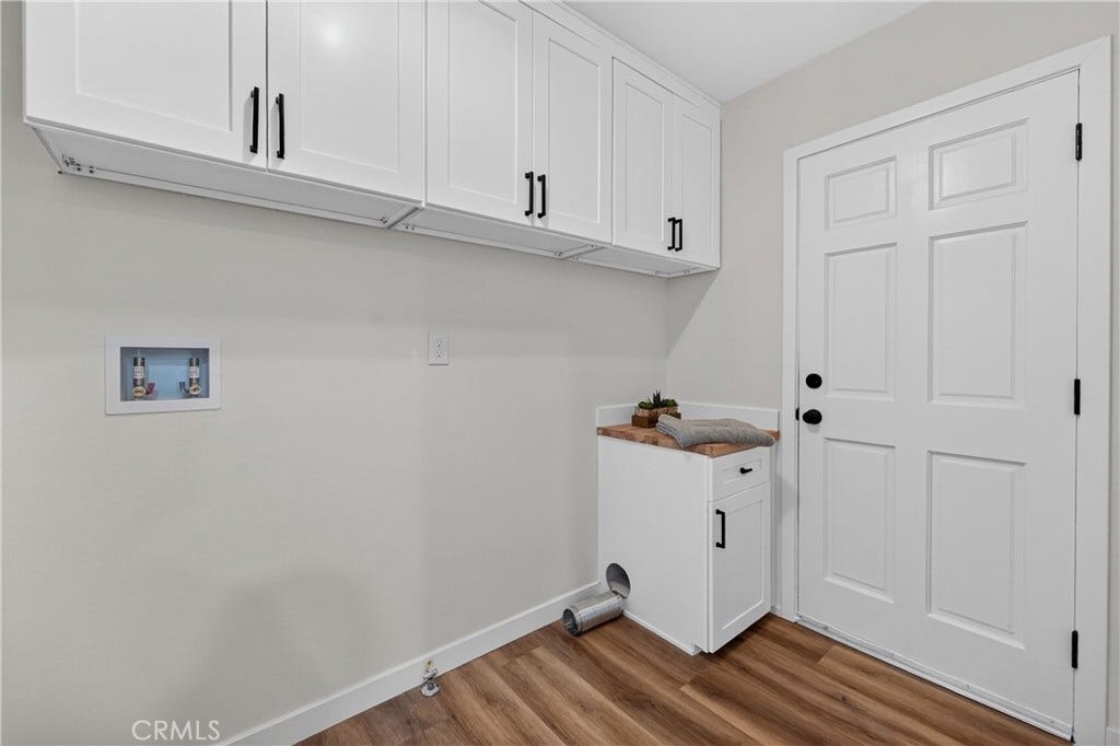219 W Victoria, Rialto, CA 92376