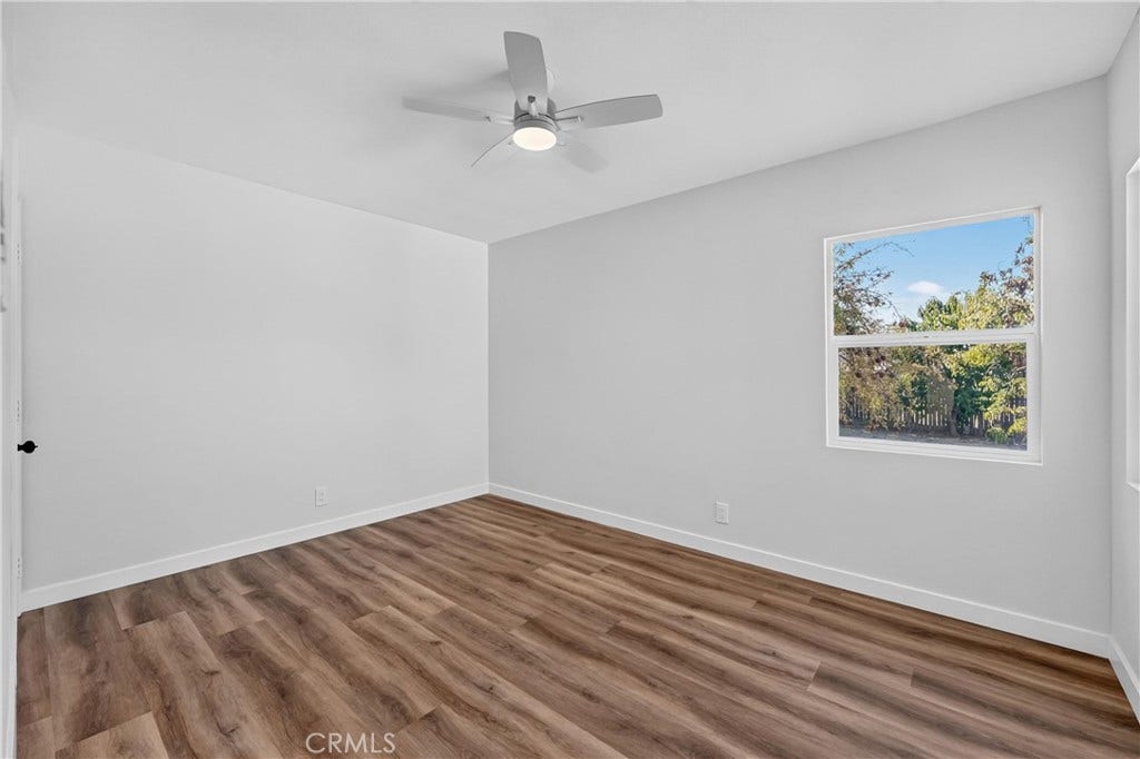 219 W Victoria, Rialto, CA 92376