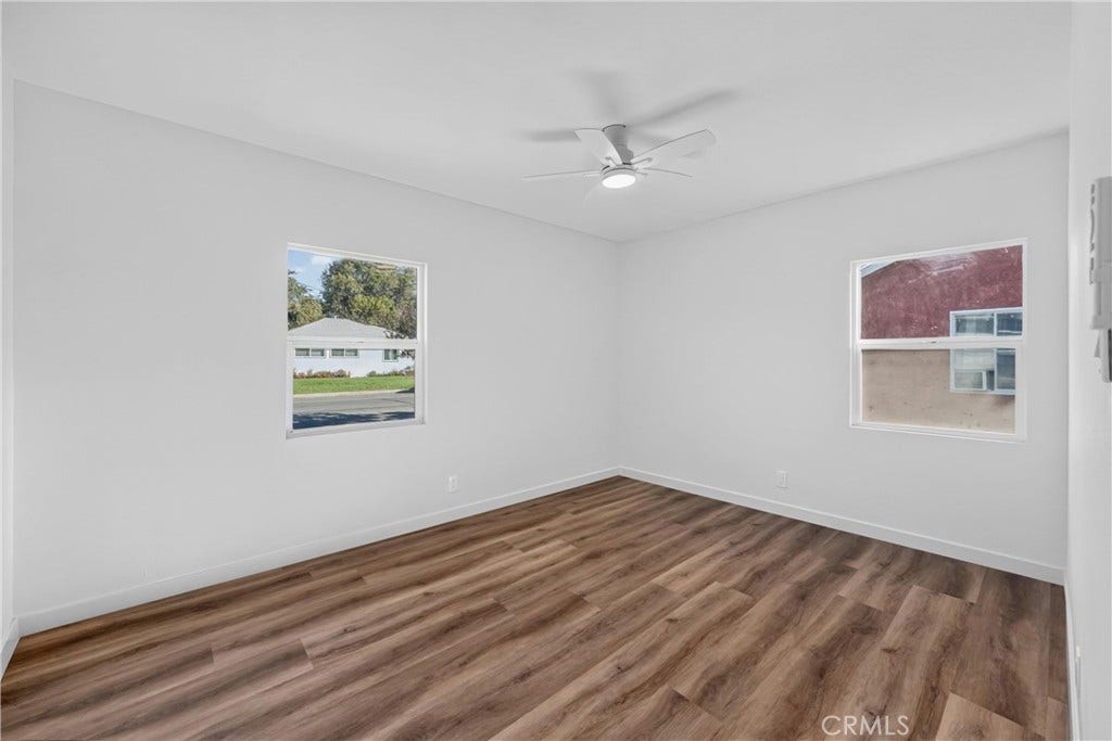 219 W Victoria, Rialto, CA 92376