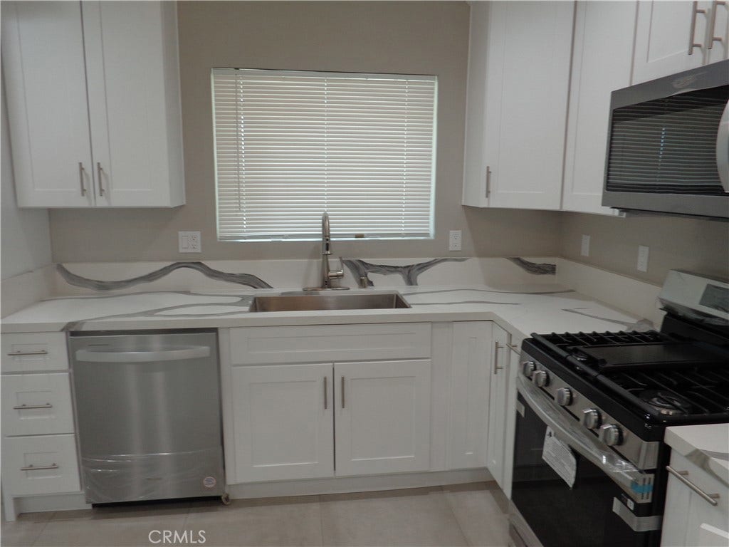 12744 Running Deer, Apple Valley, CA 92308 12744 Running Deer, Apple Valley, CA 92308