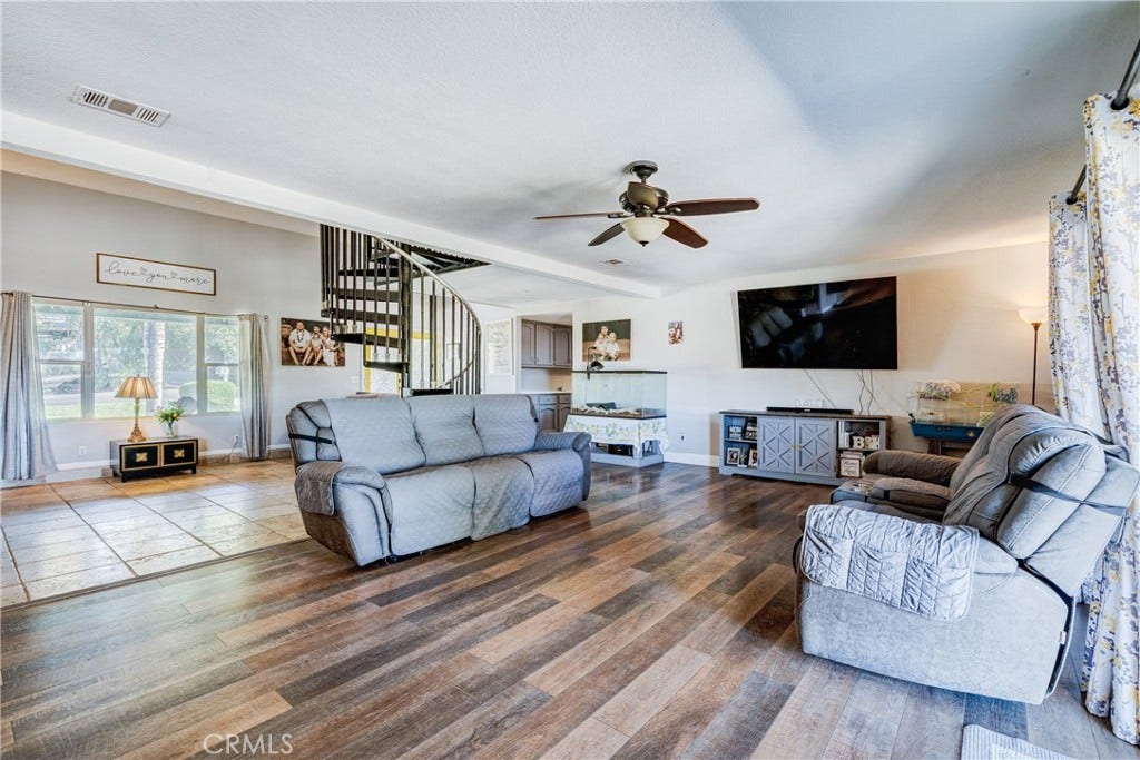 6616 Landfair, Riverside, CA 92509 6616 Landfair, Riverside, CA 92509
