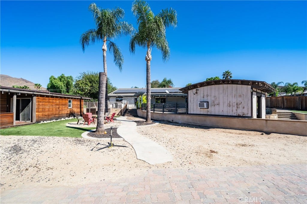 6616 Landfair, Riverside, CA 92509 6616 Landfair, Riverside, CA 92509