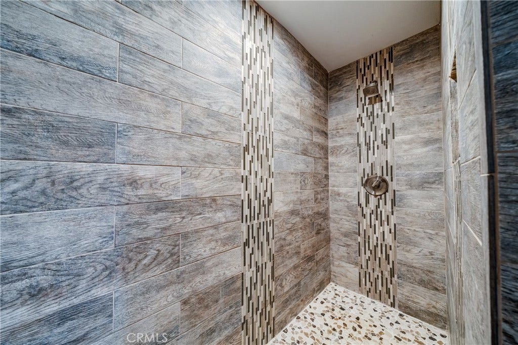 6616 Landfair, Riverside, CA 92509 ADU walk in Shower