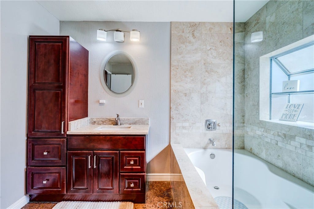 6616 Landfair, Riverside, CA 92509 Main bath