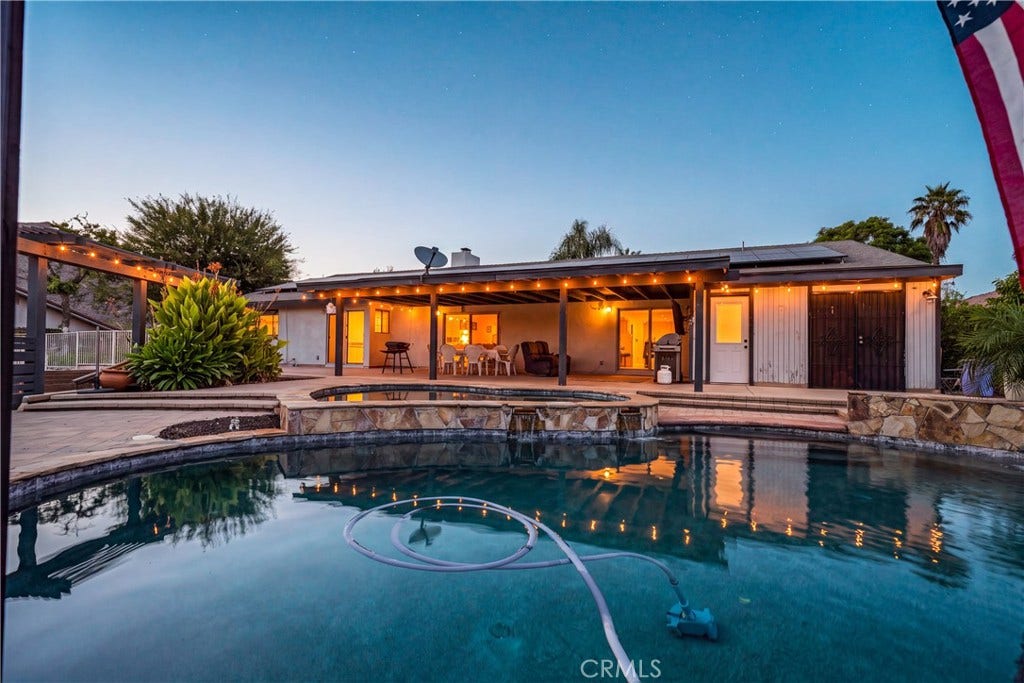 6616 Landfair, Riverside, CA 92509 6616 Landfair, Riverside, CA 92509