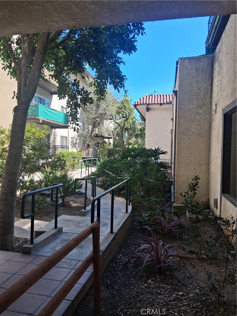 Property photo for 5640 WHITE OAK Avenue, #C216, Encino, CA