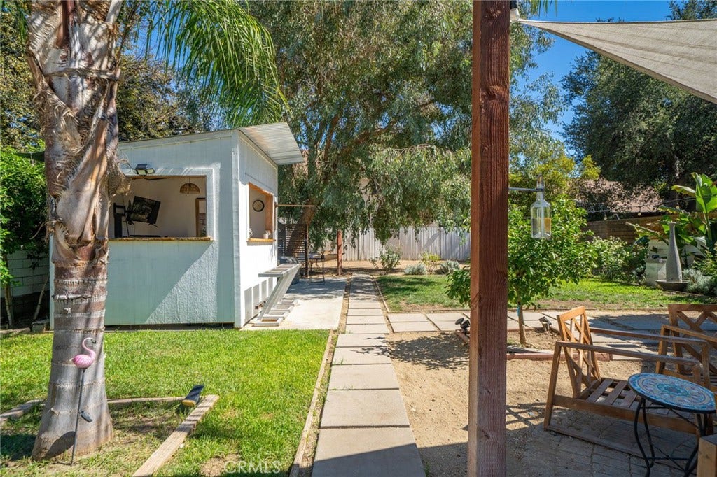 3327 N Crescent, San Bernardino, CA 92405