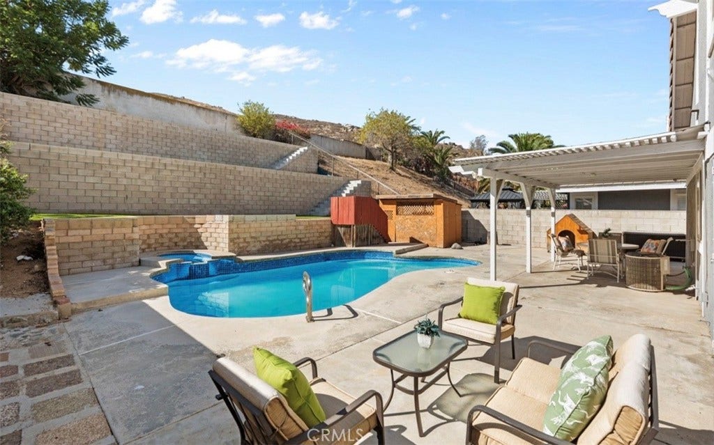 14729 Weeping Willow, Fontana, CA 92337 14729 Weeping Willow, Fontana, CA 92337