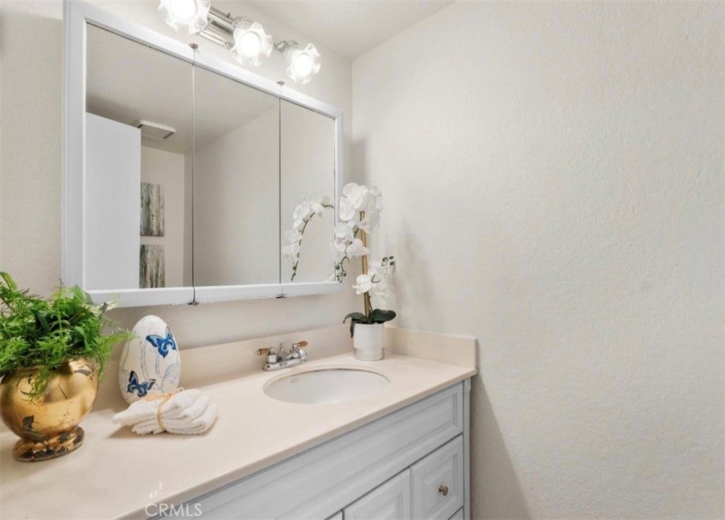 14729 Weeping Willow, Fontana, CA 92337 14729 Weeping Willow, Fontana, CA 92337