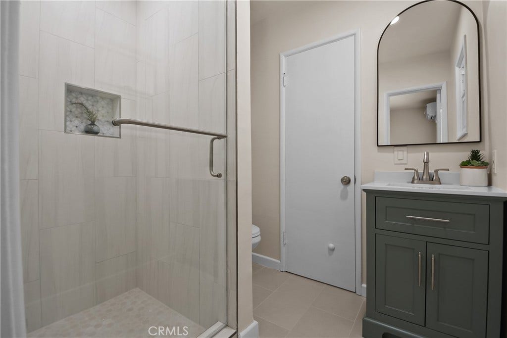 1125 E Thackery, West Covina, CA 91790 1125 E Thackery, West Covina, CA 91790