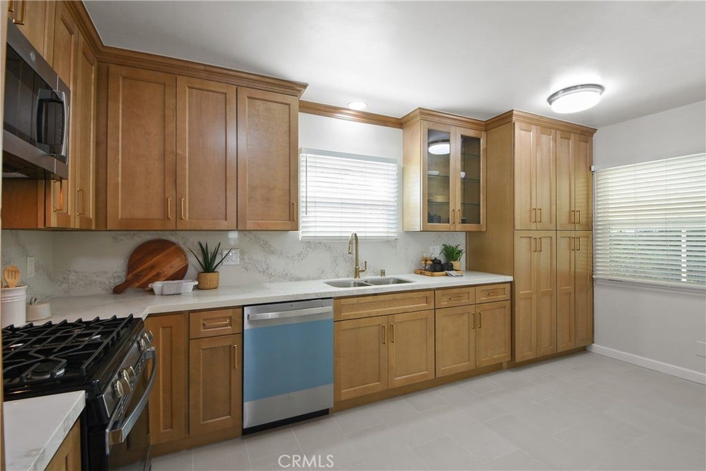 1125 E Thackery, West Covina, CA 91790 1125 E Thackery, West Covina, CA 91790