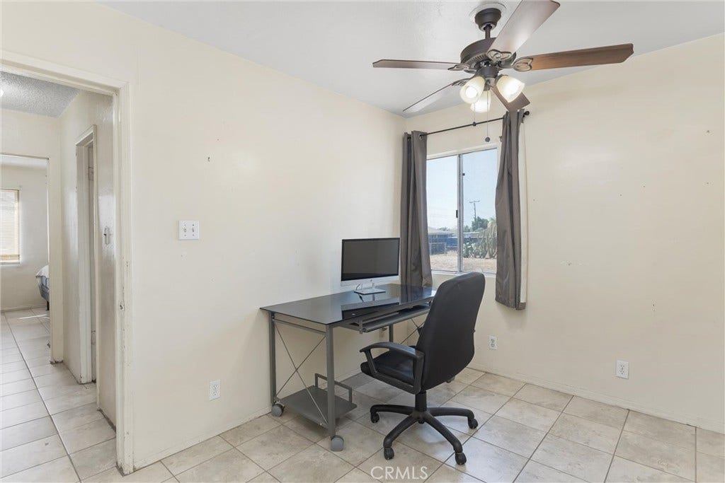 8982 Elm Avenue, Fontana, CA 92335 8982 Elm Avenue, Fontana, CA 92335