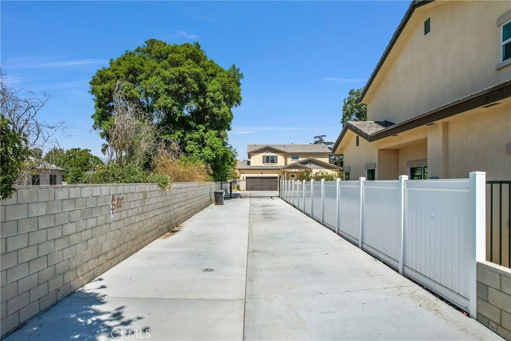 2211 W Merced Avenue, West Covina, CA 91790