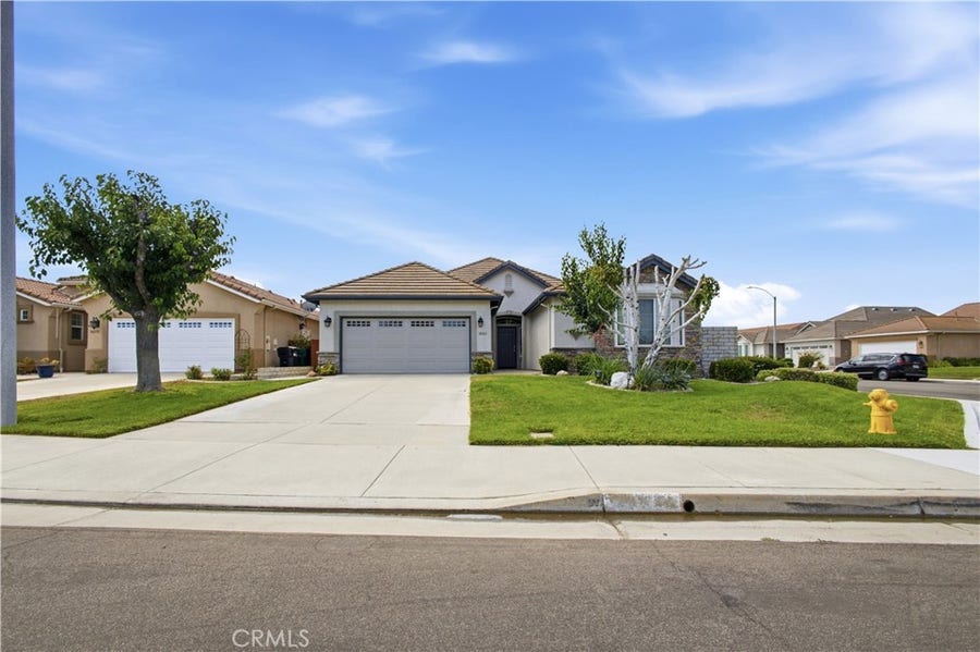 Property photo for 30365 Glen Ellen Circle, Murrieta, CA