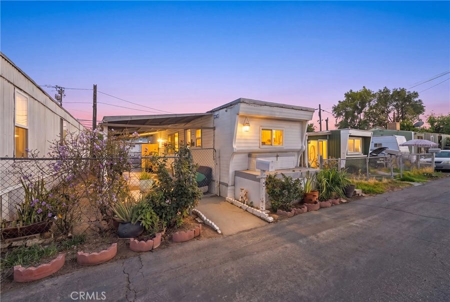 Property photo for 5925 Mission Boulevard, #15, Riverside, CA